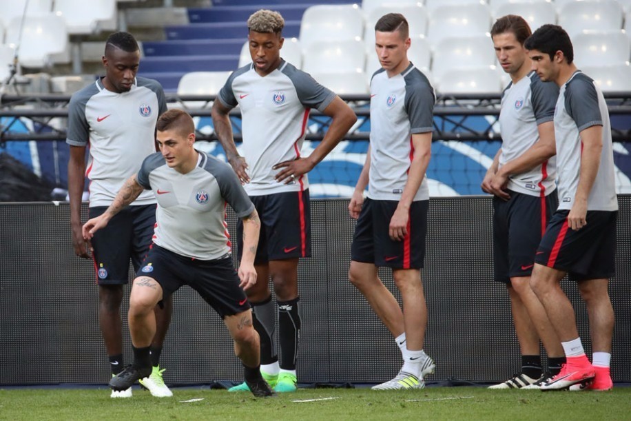 埃因霍温国际比赛日临场应变加时末段马赛调整名单以备法国杯,这一次真的迈阿密热火关键时刻完成体检的简单介绍爱游戏APP